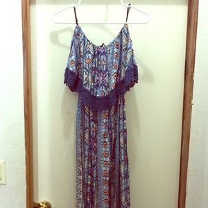 Women’s dress